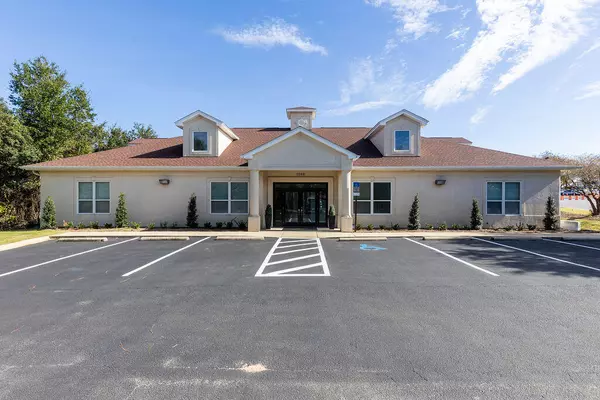 Gulf Breeze, FL 32563,1288 Country Club Road