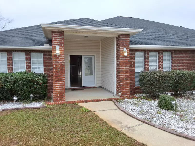 5430 E Brook Drive Drive, Crestview, FL 32539