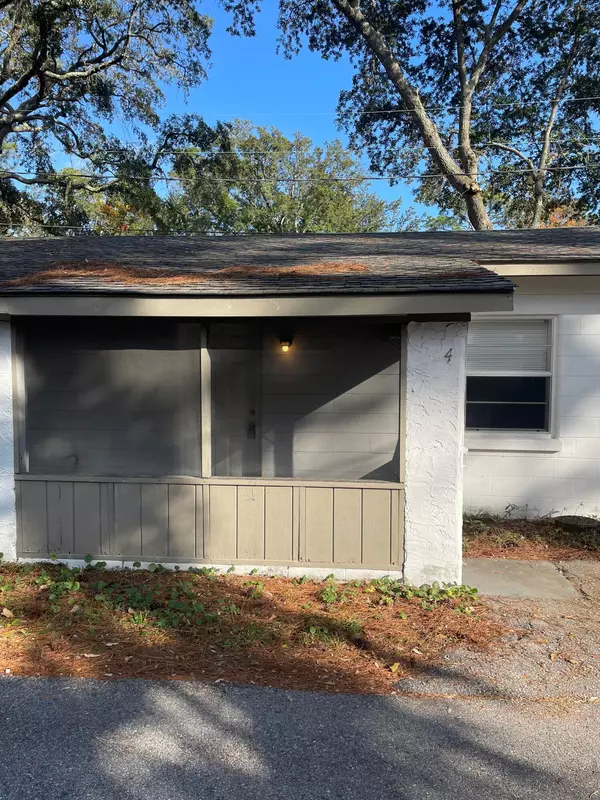 521 E Miracle Strip Parkway  #4, Mary Esther, FL 32569