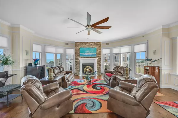 Destin, FL 32541,404 Kelly Plantation Drive  #707