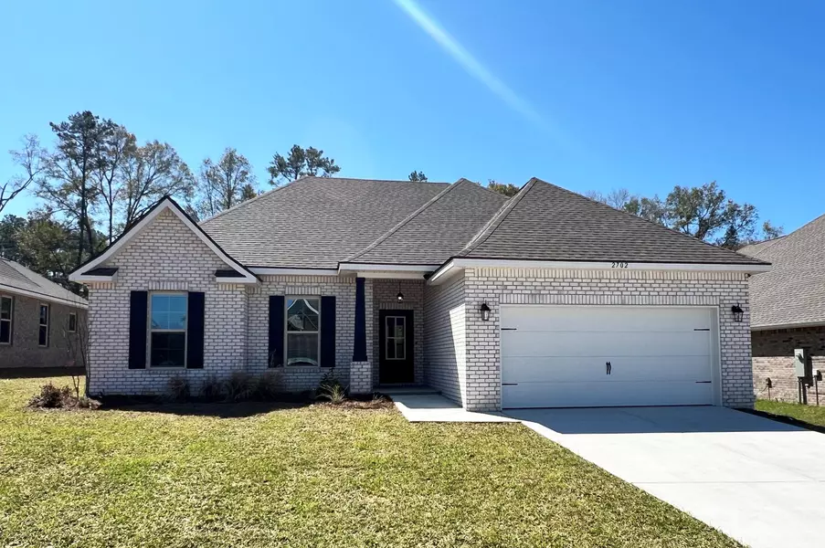 2702 Louis Circle, Crestview, FL 32536