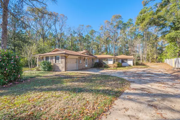 Baker, FL 32531,5836 Dairy Road Road
