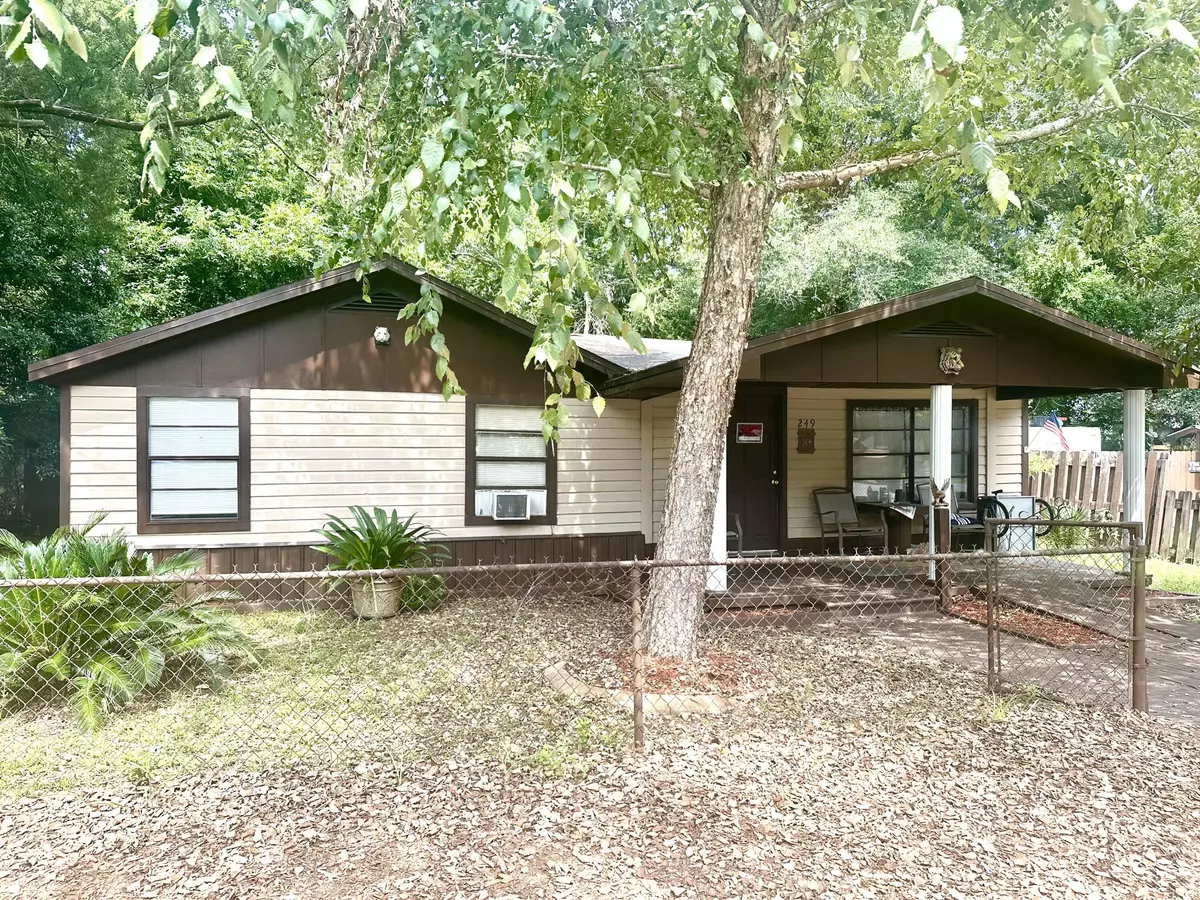 Crestview, FL 32536,249 Cross Drive