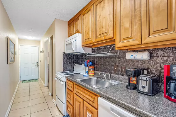 Panama City Beach, FL 32413,301 Lullwater Drive  #UNIT 417