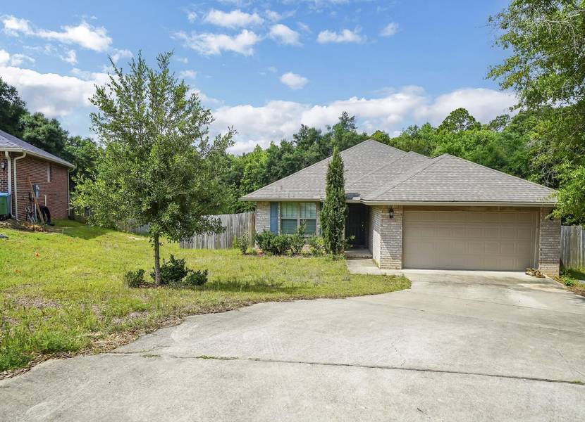 205 Silverton Loop, Crestview, FL 32536