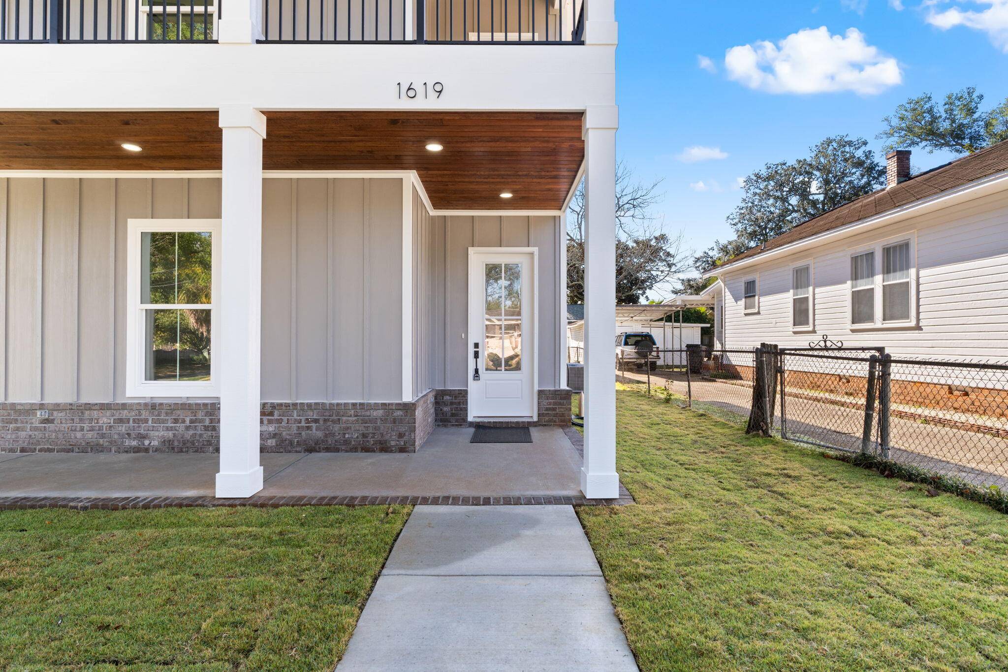Pensacola, FL 32501,1619 E De Soto Street