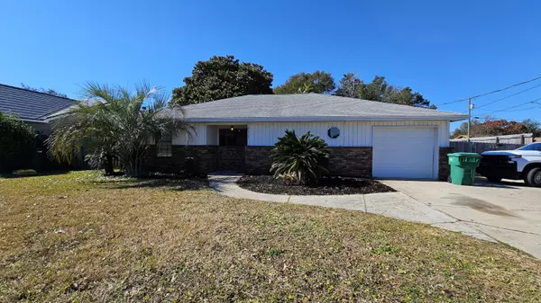 315 Sailfish Circle, Destin, FL 32541