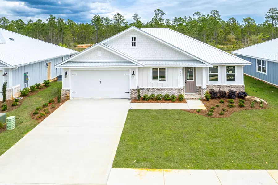 413 Bear Creek Boulevard, Freeport, FL 32439