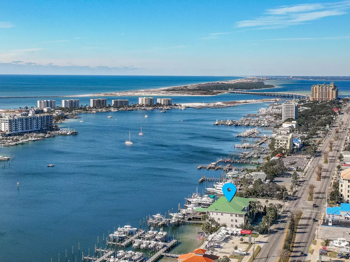 Destin, FL 32541,602 Harbor Boulevard  #201