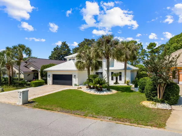 633 Emerald Bay Drive, Destin, FL 32541