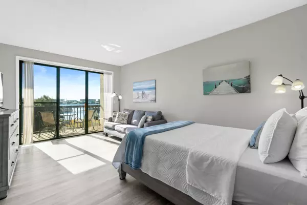 Fort Walton Beach, FL 32548,214 Miracle Strip Parkway  #UNIT B315