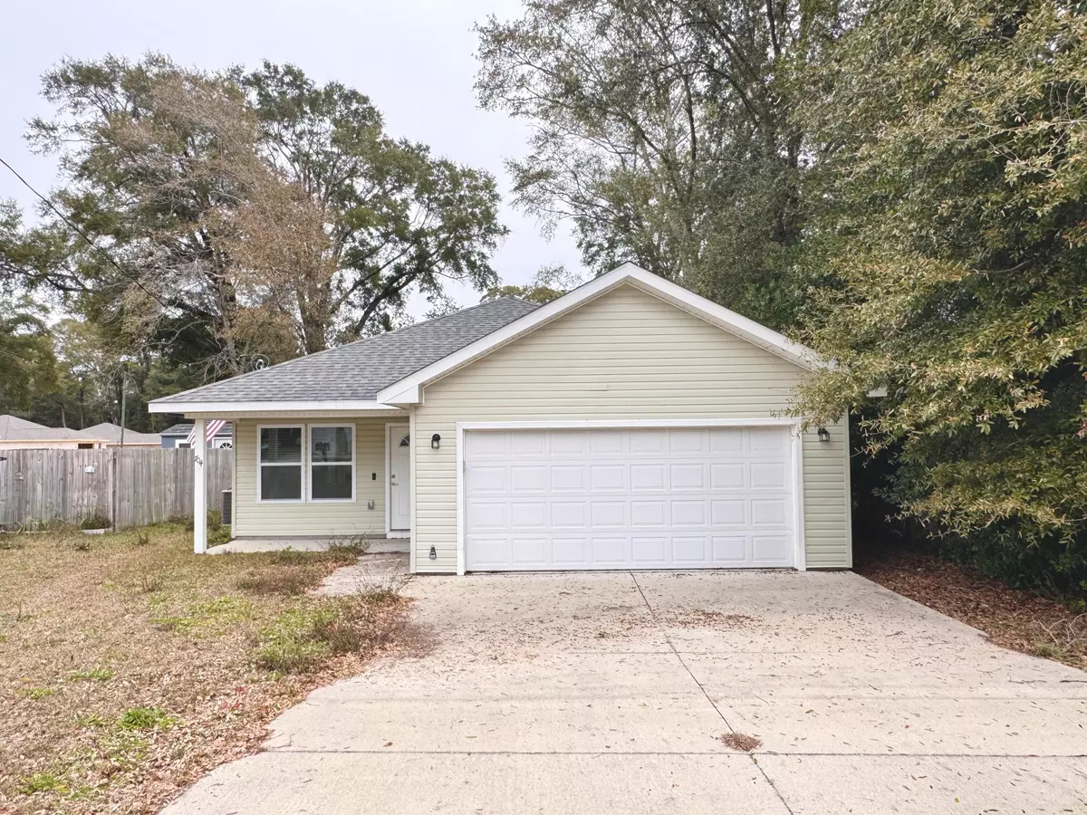 Crestview, FL 32539,704 E Chestnut Avenue