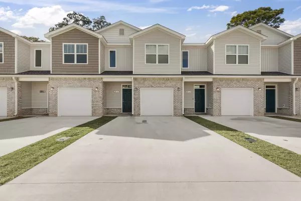 319 Carmel Drive  #18, Fort Walton Beach, FL 32547