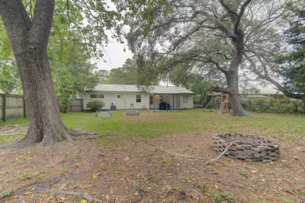 Fort Walton Beach, FL 32547,23 Miller Street