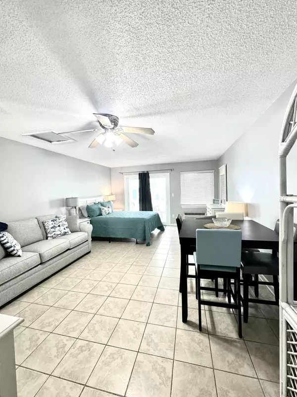 Panama City Beach, FL 32413,301 Lullwater Drive  #UNIT 301