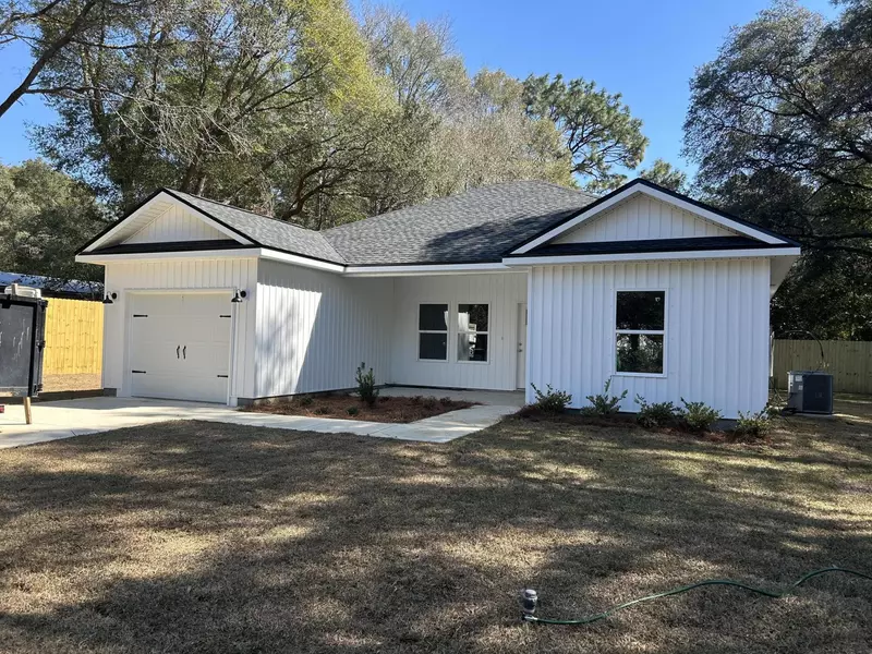 5373 Opportunity Drive, Crestview, FL 32539