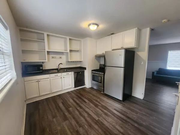 Valparaiso, FL 32580,393 Whiteway Circle