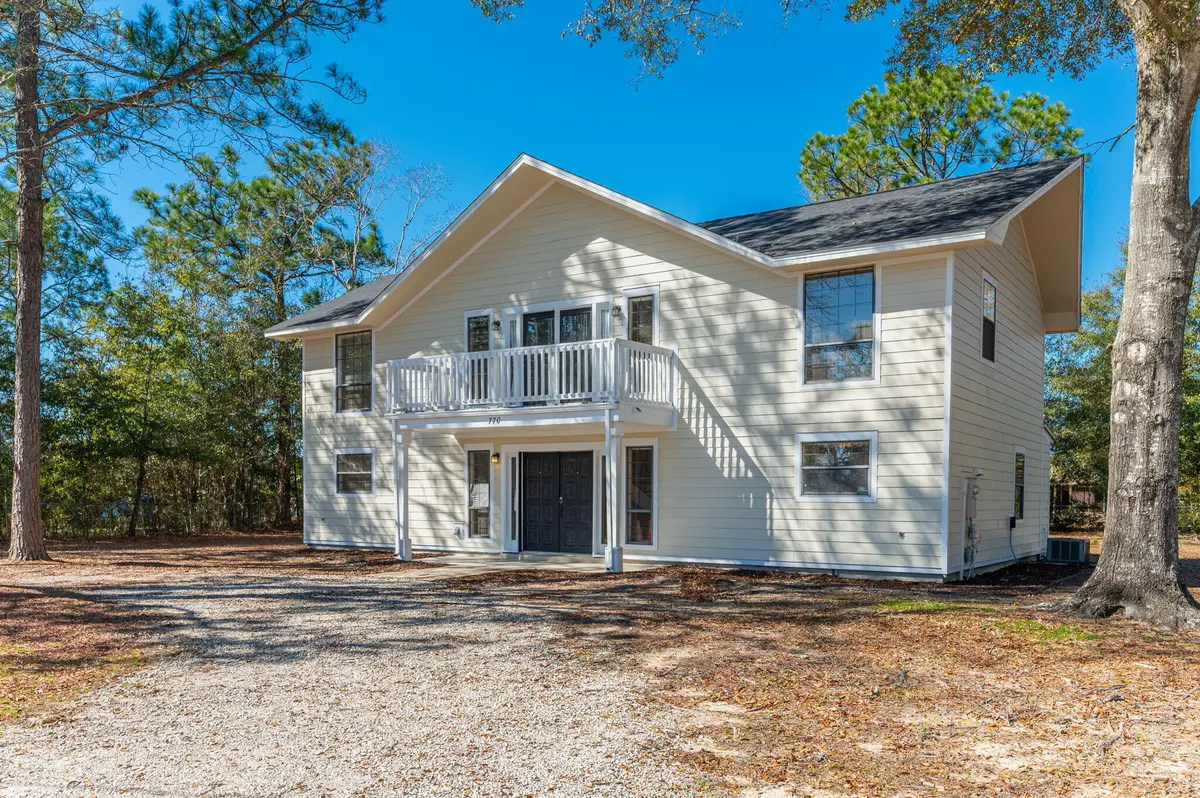 Defuniak Springs, FL 32433,770 Lakeview Drive