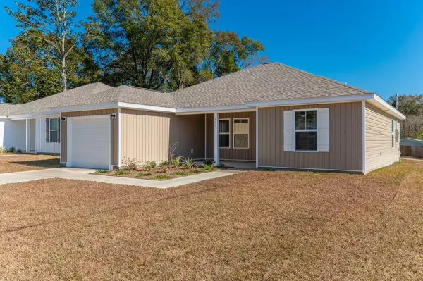 Defuniak Springs, FL 32435,695 S 11th Street