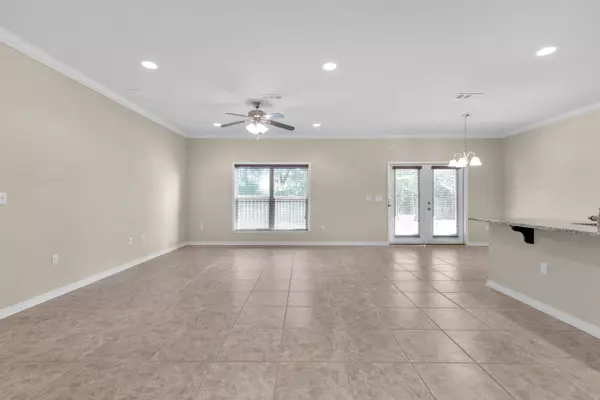 Crestview, FL 32539,118 Creve Core Drive