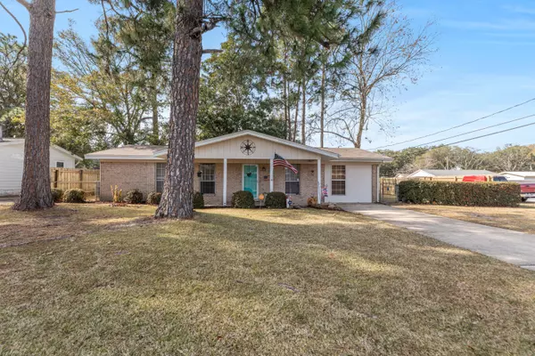 108 NW Benarr Avenue, Fort Walton Beach, FL 32548