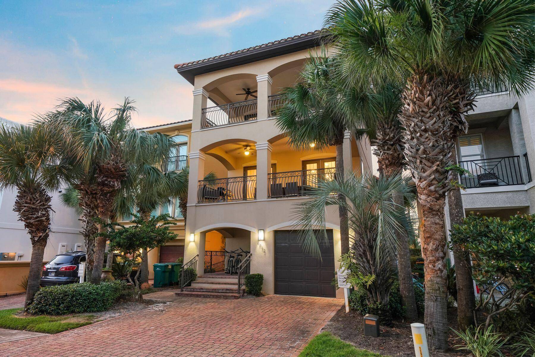 Destin, FL 32541,4842 Ocean Boulevard