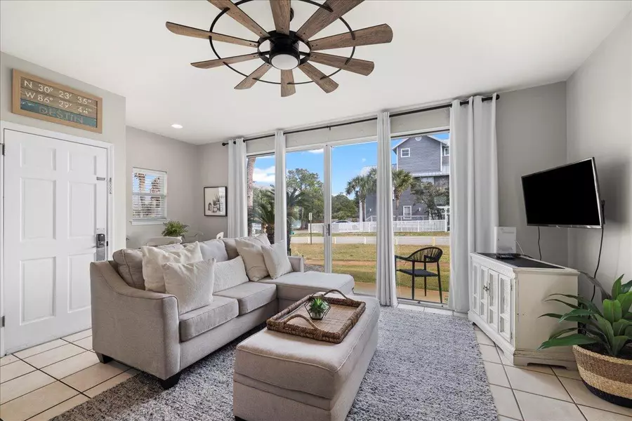 69 Crystal Beach Drive  #UNIT 10 A & B, Destin, FL 32541