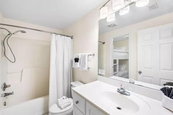 Santa Rosa Beach, FL 32459,145 Spires Lane  #APT 202