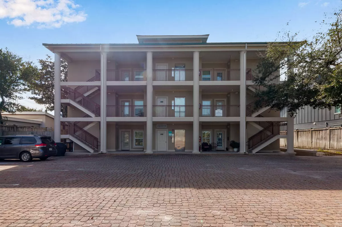 Destin, FL 32541,724 Harbor Boulevard  #UNIT 201