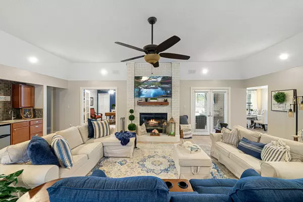 Mary Esther, FL 32569,200 Wynnehaven Beach Road
