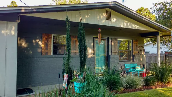 25 NW Hemlock Drive,  Fort Walton Beach,  FL 32548