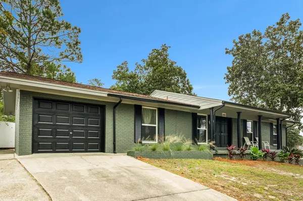 Panama City Beach, FL 32413,102 Villa Court