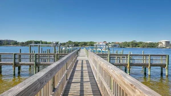 340 Bluefish Drive #UNIT 210, Fort Walton Beach, FL 32548