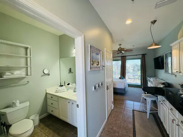 Inlet Beach, FL 32461,9955 E County Hwy 30A  #204
