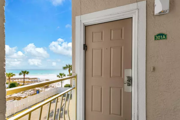 Destin, FL 32550,3184 Scenic Gulf Drive  #301A