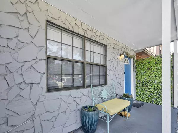 Fort Walton Beach, FL 32547,400 Rhonda Kay Court Street #4