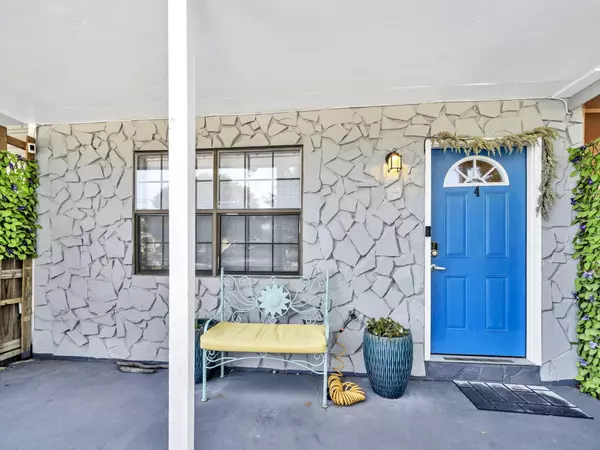 Fort Walton Beach, FL 32547,400 Rhonda Kay Court Street #4