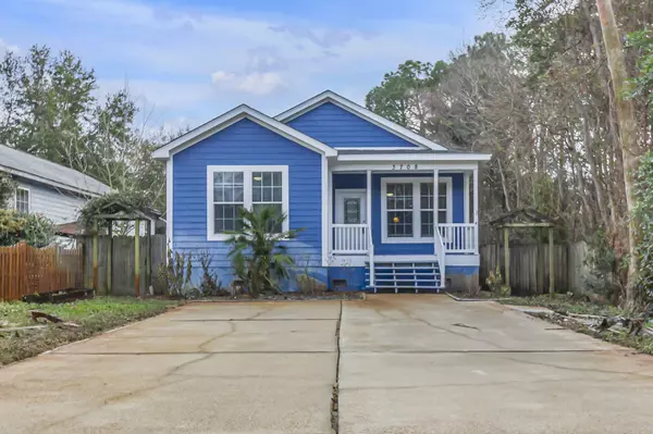 3708 First Street, Destin, FL 32541