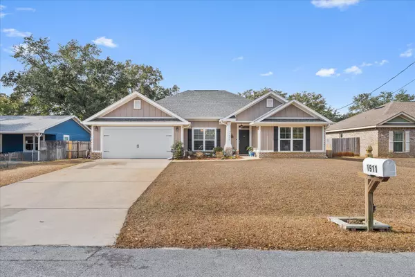 Gulf Breeze, FL 32563,1911 Ladybird Lane