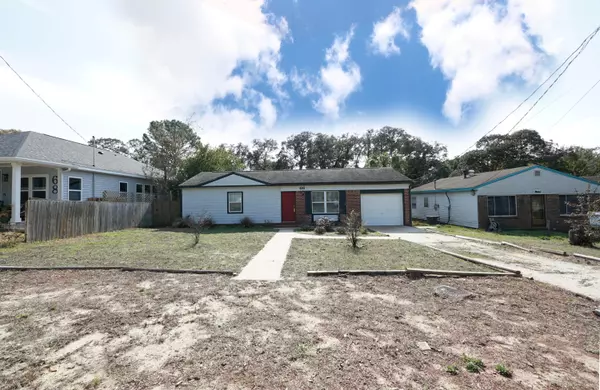 66 8Th Avenue, Shalimar, FL 32579