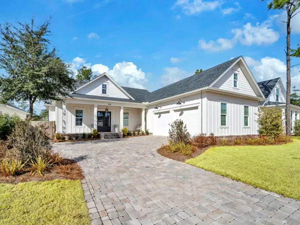 1165 Deer Moss Loop, Niceville, FL 32578