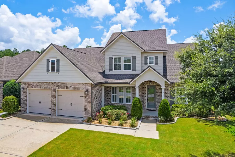 208 Meadow Lake Drive, Freeport, FL 32439