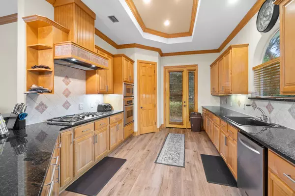 831 Coldwater Creek Circle, Niceville, FL 32578