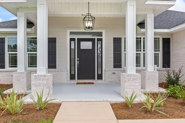 Navarre, FL 32566,9993 Parker Lake Circle