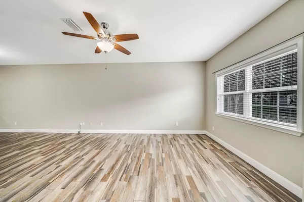 Panama City Beach, FL 32407,8100 Annabellas Court