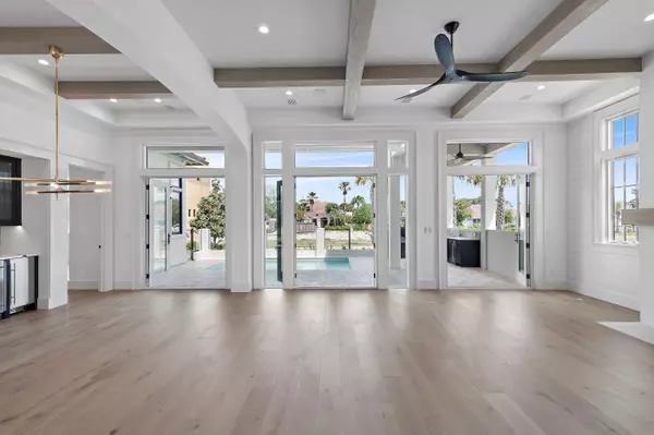 Destin, FL 32541,4685 Westwinds Way