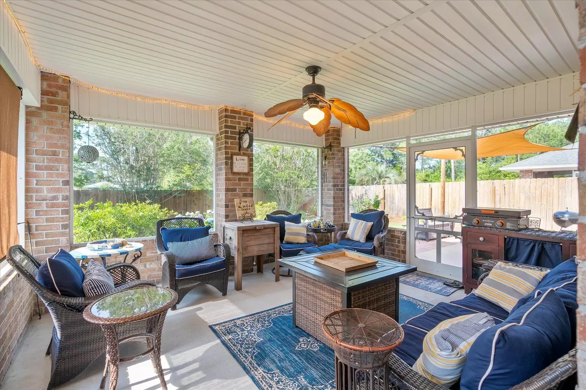 Navarre, FL 32566,9418 Pouder Lane