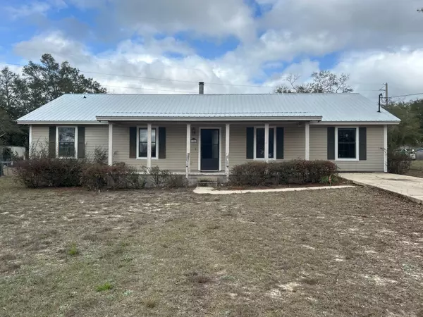 396 Lakeview Drive, Defuniak Springs, FL 32433