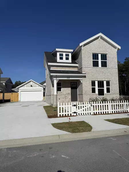 300 Gazelle Court, Niceville, FL 32578