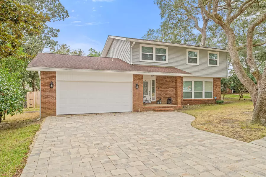 4 Ipswich Circle, Fort Walton Beach, FL 32547